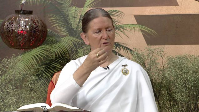 17 BGD The Incarnation of God