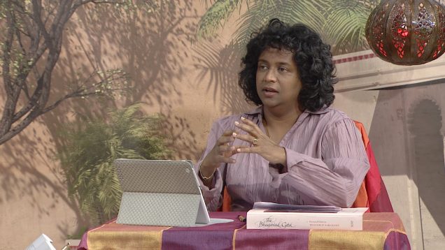 30 BGD   God Defines Himself